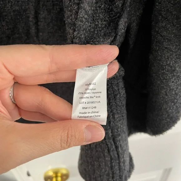 Barefoot dreams circle cardigan in gray - Picture 7 of 9